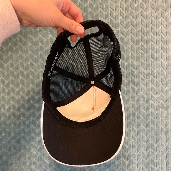 Ariat Snap Back - Picture 2 of 2